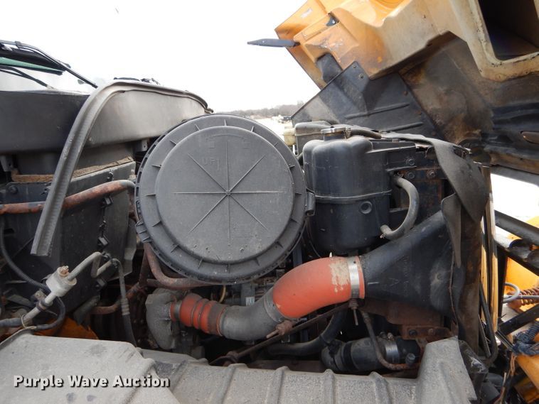 image for item DH6917 2006 International 7400 dump truck