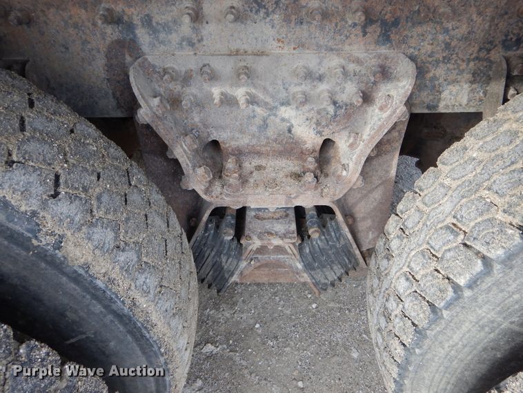 image for item DH6917 2006 International 7400 dump truck