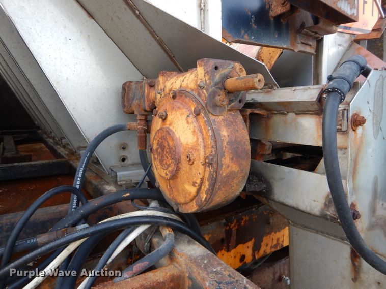 image for item DH6917 2006 International 7400 dump truck