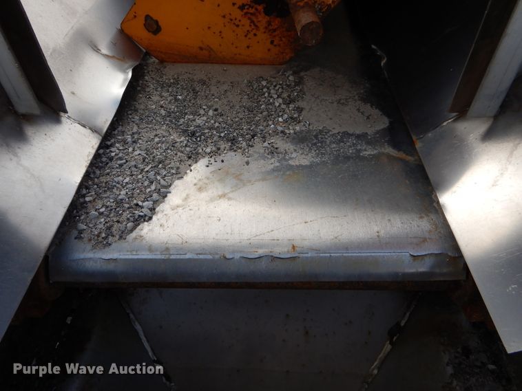 image for item DH6917 2006 International 7400 dump truck