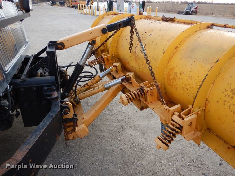 image for item DH6917 2006 International 7400 dump truck