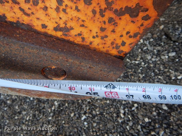 image for item DH6918 2002 International 4900 dump truck