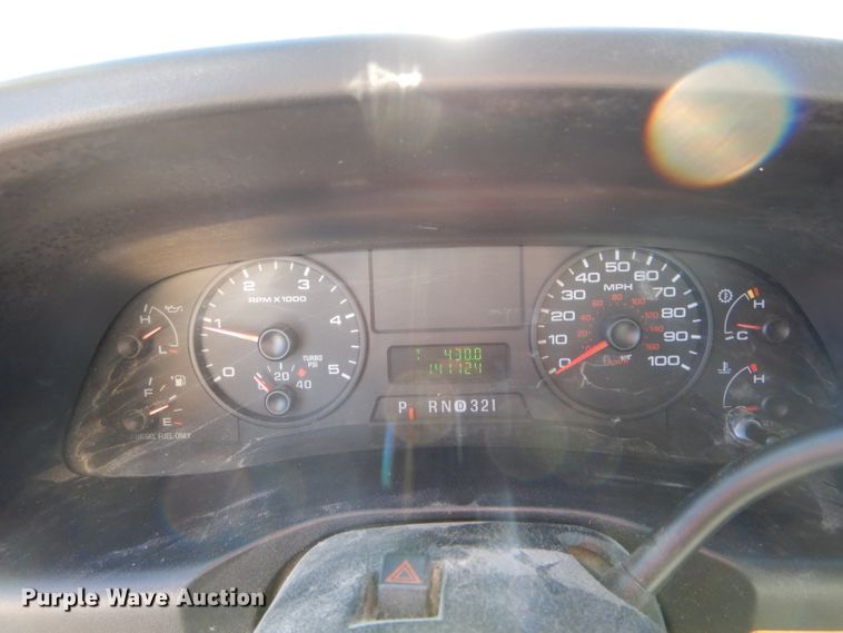 image for item DH6921 2005 Ford F350 Super Duty XL dump bed pickup truck