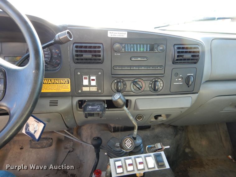 image for item DH6921 2005 Ford F350 Super Duty XL dump bed pickup truck