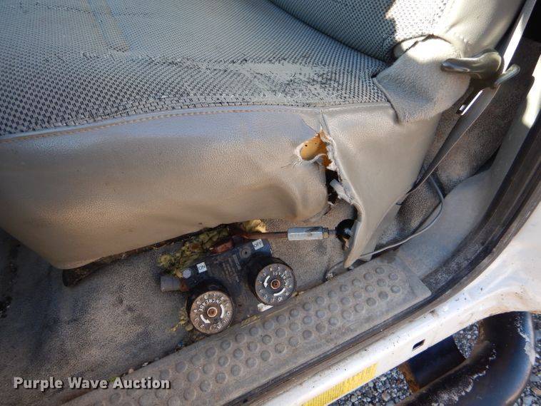 image for item DH6921 2005 Ford F350 Super Duty XL dump bed pickup truck