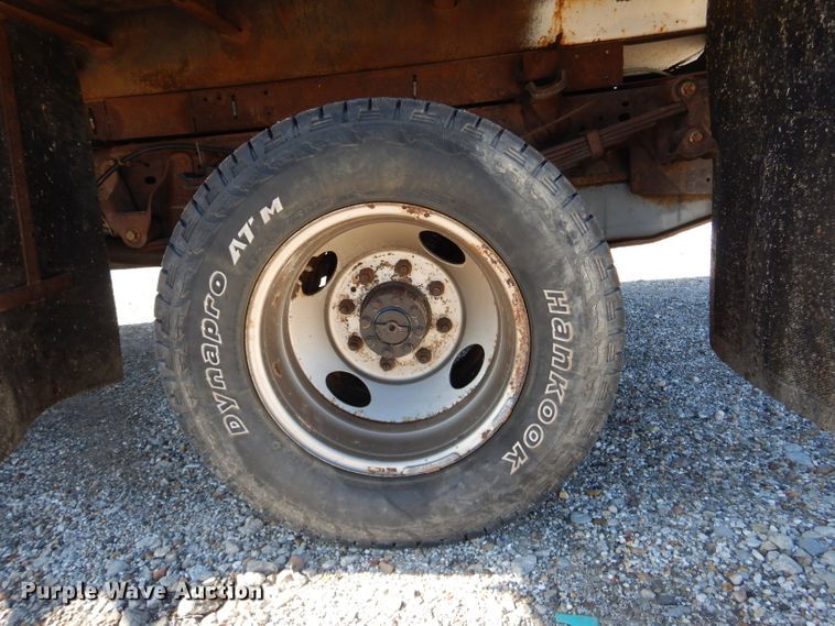 image for item DH6921 2005 Ford F350 Super Duty XL dump bed pickup truck