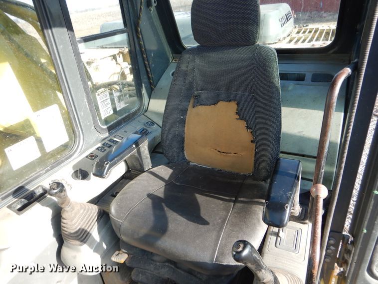 image for item DH6945 1998 Komatsu PC200LC-6 excavator