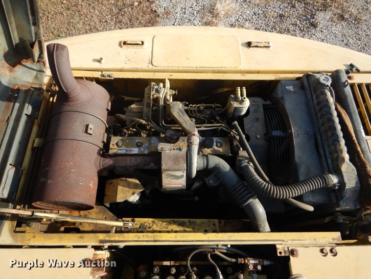 image for item DH6945 1998 Komatsu PC200LC-6 excavator