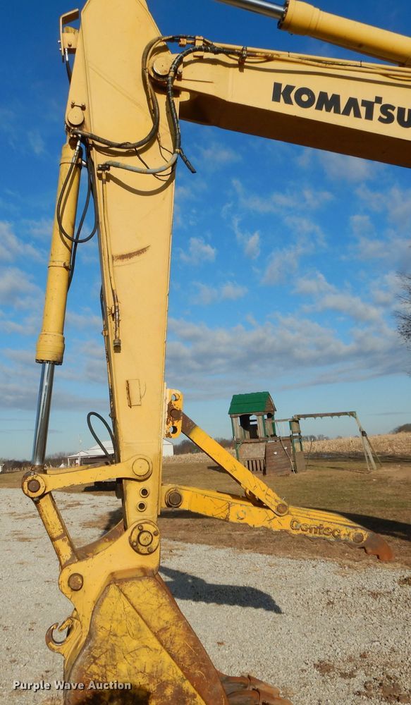 image for item DH6945 1998 Komatsu PC200LC-6 excavator