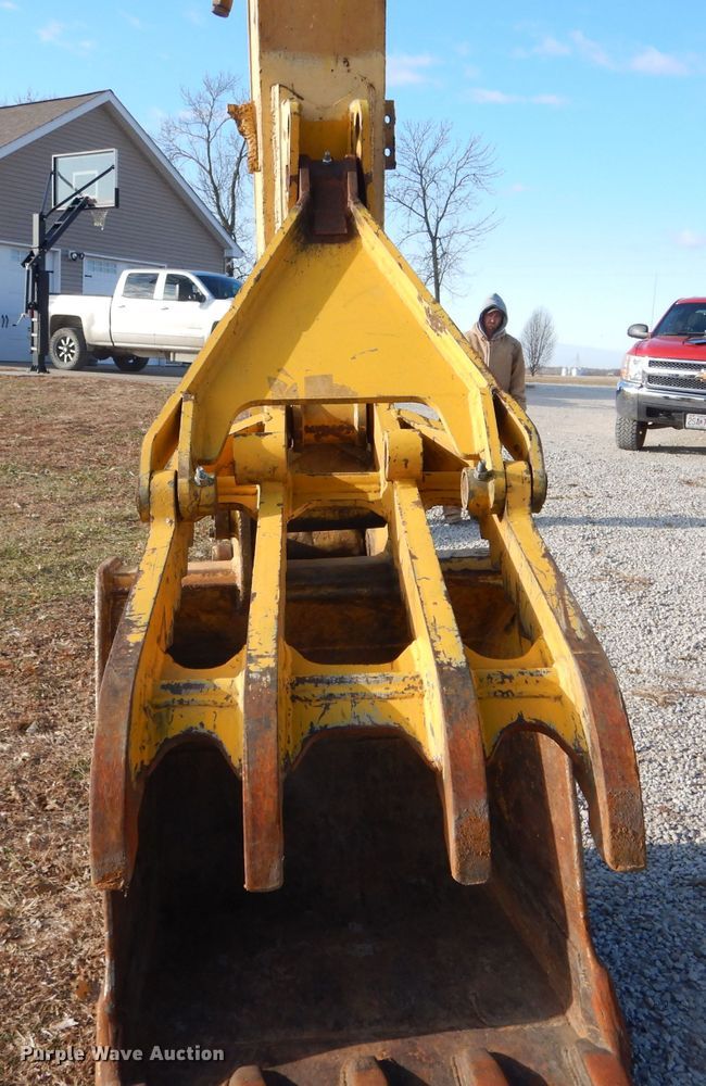 image for item DH6945 1998 Komatsu PC200LC-6 excavator