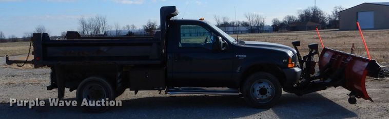 image for item DH6947 2001 Ford F550 Super Duty XL dump truck