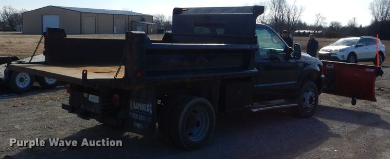 image for item DH6947 2001 Ford F550 Super Duty XL dump truck