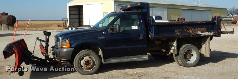 image for item DH6947 2001 Ford F550 Super Duty XL dump truck