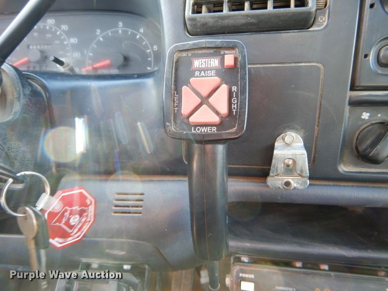 image for item DH6947 2001 Ford F550 Super Duty XL dump truck