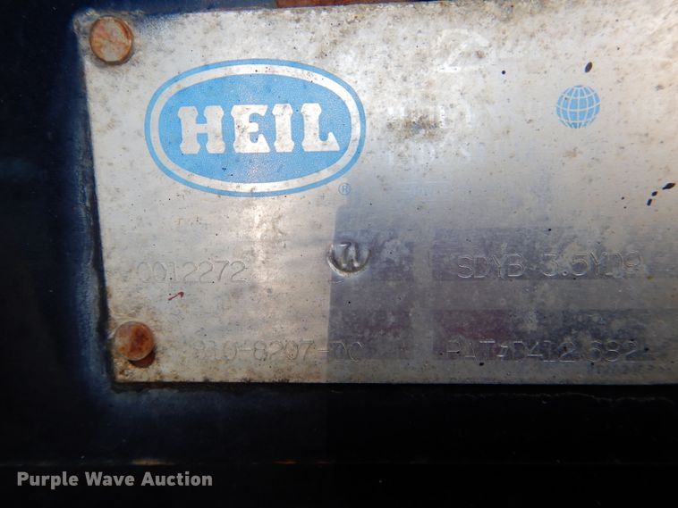 image for item DH6947 2001 Ford F550 Super Duty XL dump truck