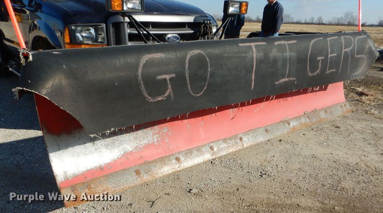 image for item DH6947 2001 Ford F550 Super Duty XL dump truck