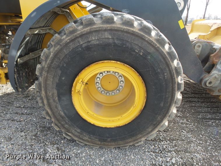 image for item DH7813 2014 John Deere 644K wheel loader