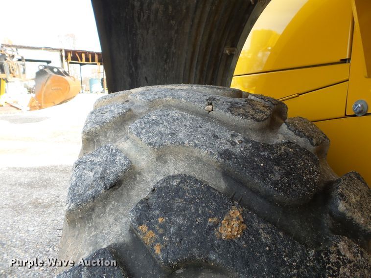 image for item DH7813 2014 John Deere 644K wheel loader
