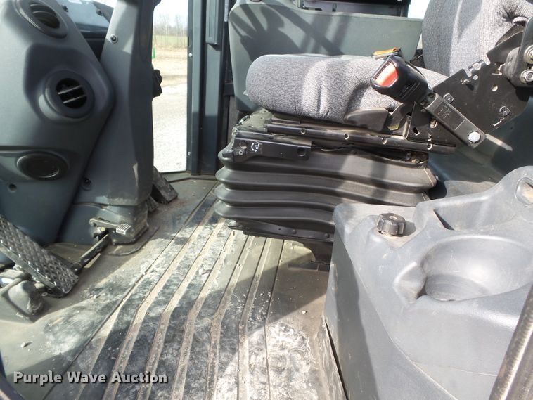 image for item DH7813 2014 John Deere 644K wheel loader