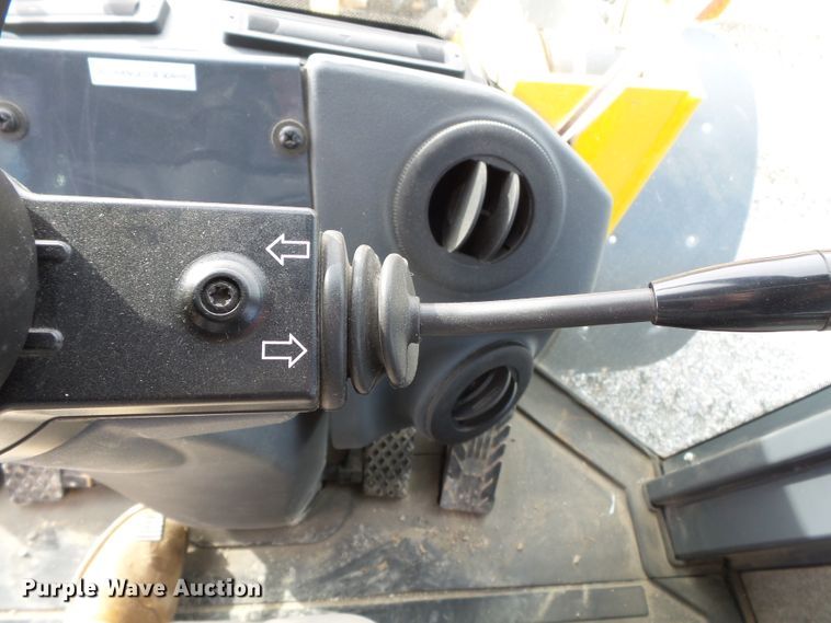 image for item DH7813 2014 John Deere 644K wheel loader