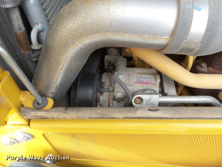 image for item DH7814 2014 John Deere 650K LGP dozer