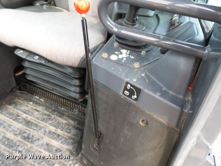 image for item DH7814 2014 John Deere 650K LGP dozer