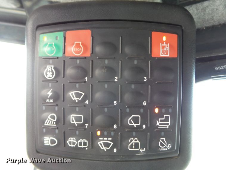 image for item DH7814 2014 John Deere 650K LGP dozer