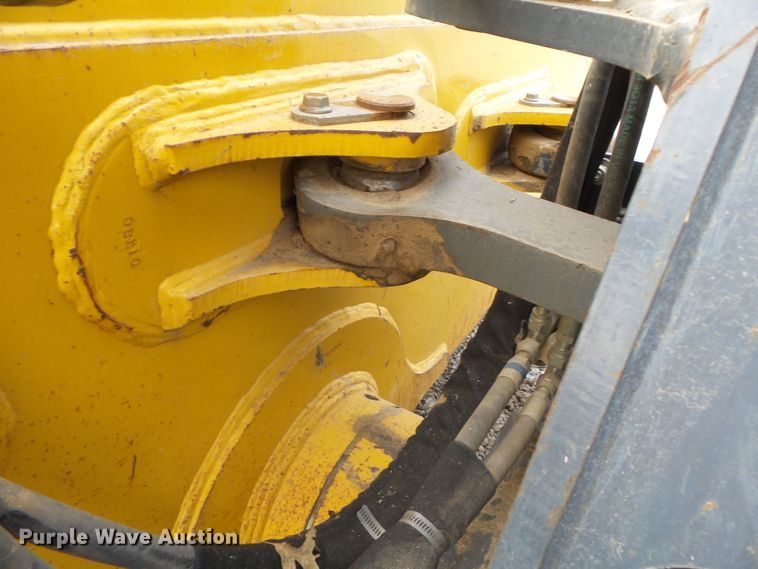 image for item DH7815 2013 John Deere 750K LGP dozer