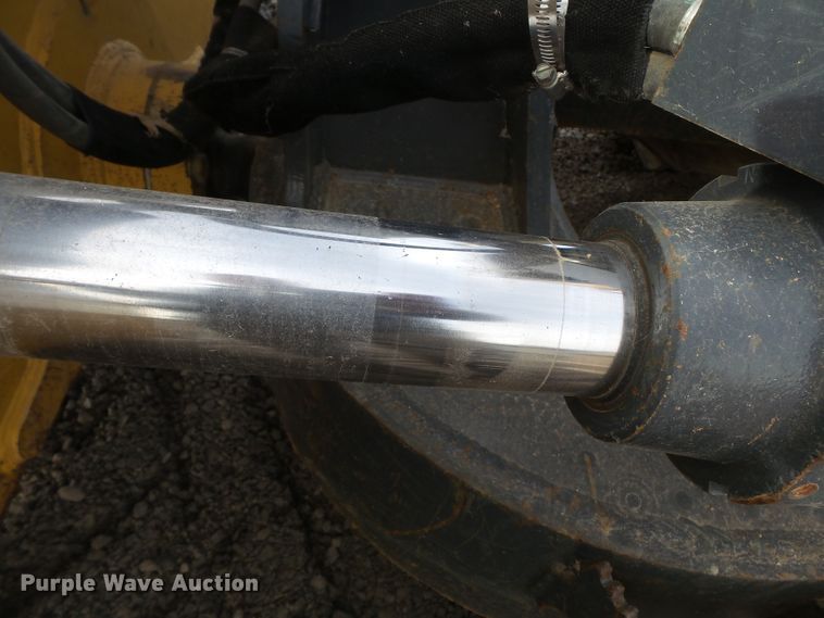 image for item DH7815 2013 John Deere 750K LGP dozer