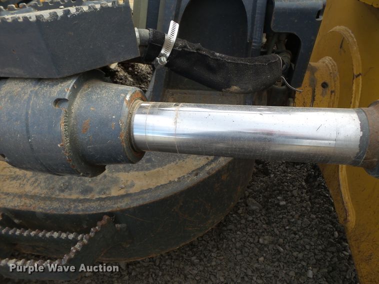 image for item DH7815 2013 John Deere 750K LGP dozer