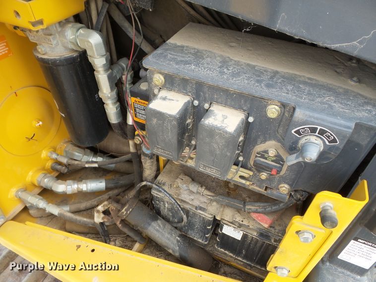 image for item DH7815 2013 John Deere 750K LGP dozer