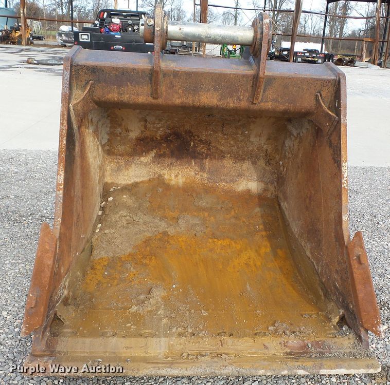 image for item DH7817 Esco 54"W excavator bucket