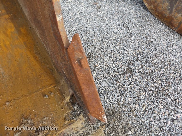 image for item DH7817 Esco 54"W excavator bucket