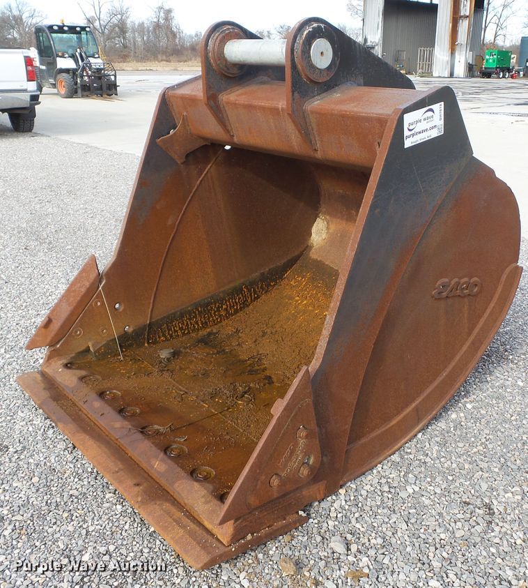 image for item DH7818 Esco 54"W excavator bucket