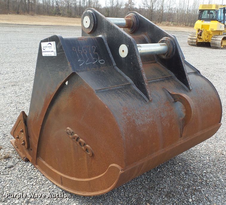 image for item DH7818 Esco 54"W excavator bucket