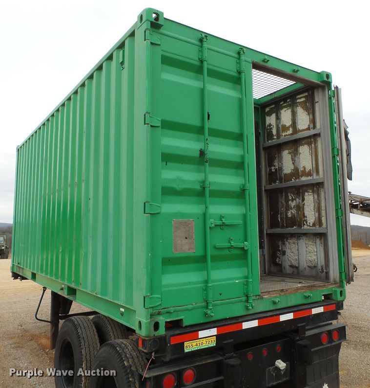 image for item DH7825 2000 E&C 8V2000572RSL4027 generator