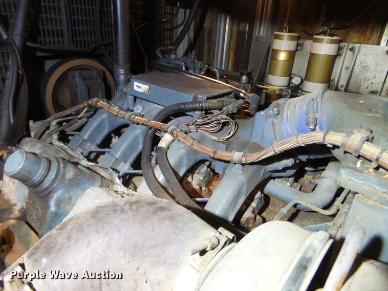 image for item DH7825 2000 E&C 8V2000572RSL4027 generator