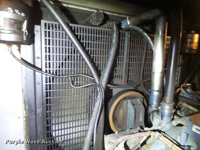 image for item DH7825 2000 E&C 8V2000572RSL4027 generator