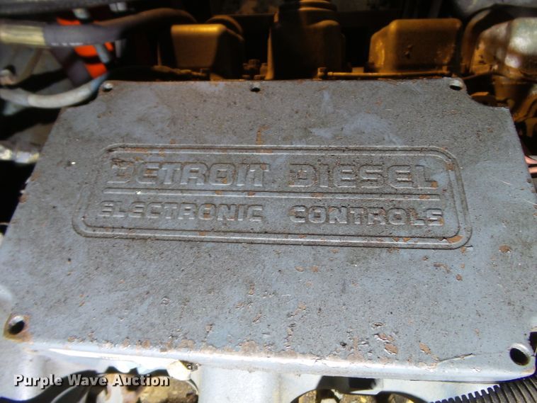 image for item DH7825 2000 E&C 8V2000572RSL4027 generator