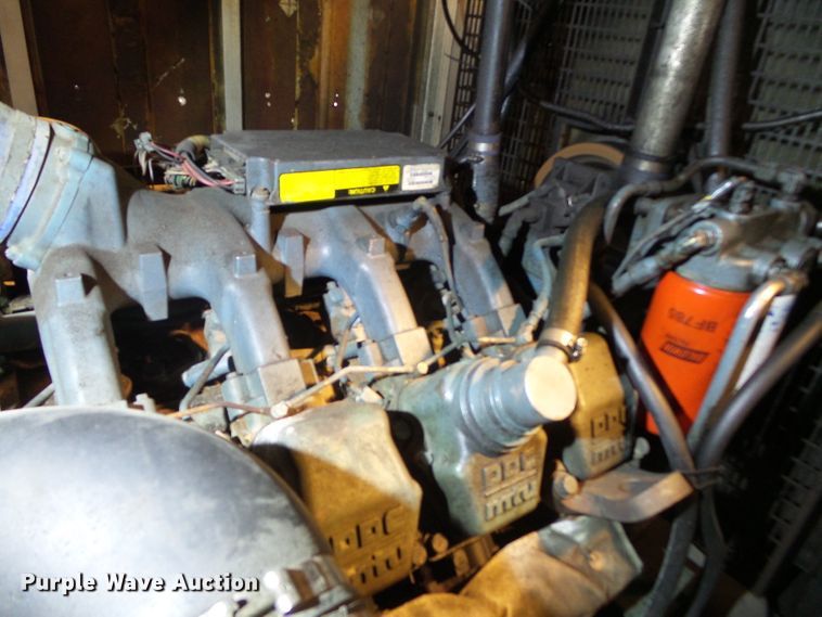 image for item DH7825 2000 E&C 8V2000572RSL4027 generator