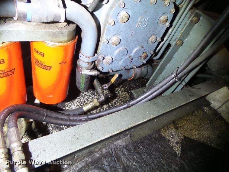 image for item DH7825 2000 E&C 8V2000572RSL4027 generator