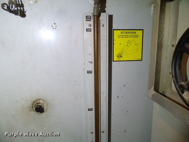 image for item DH7825 2000 E&C 8V2000572RSL4027 generator