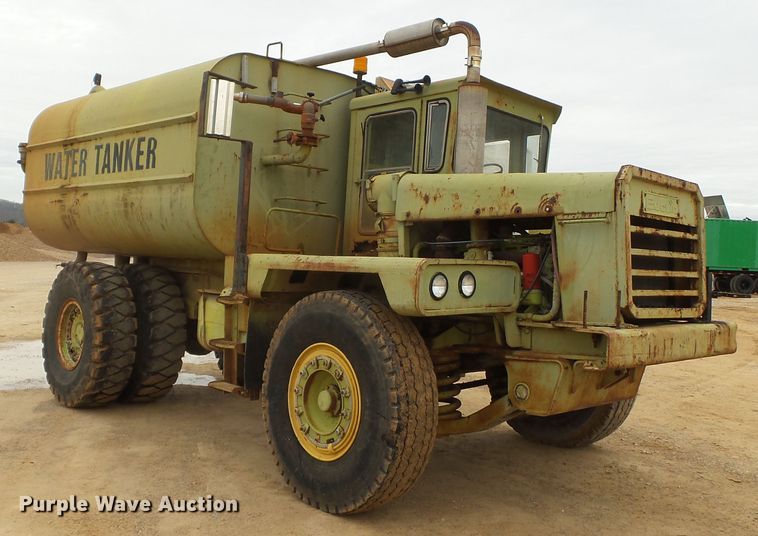 image for item DH7826 Euclid 207FD water wagon