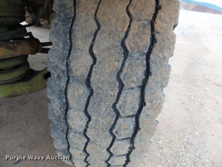 image for item DH7826 Euclid 207FD water wagon