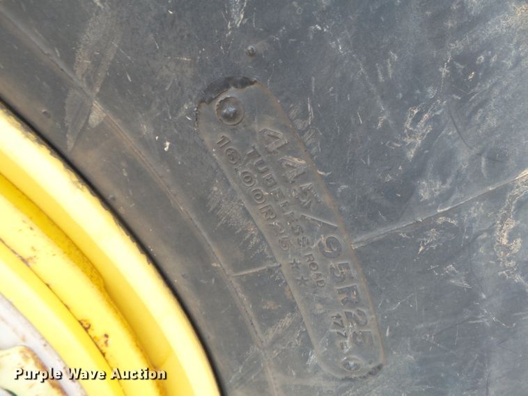 image for item DH7826 Euclid 207FD water wagon