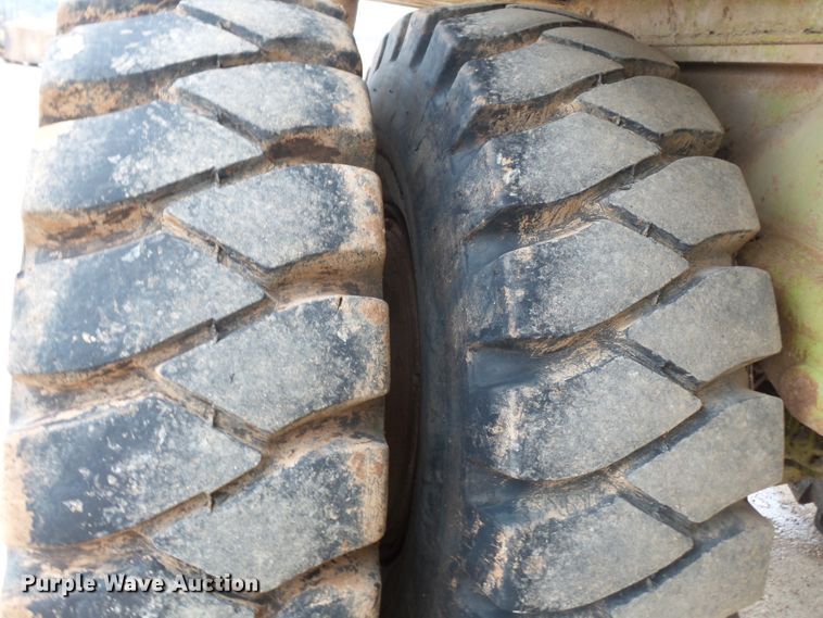 image for item DH7826 Euclid 207FD water wagon