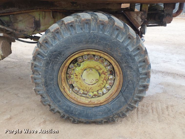 image for item DH7826 Euclid 207FD water wagon