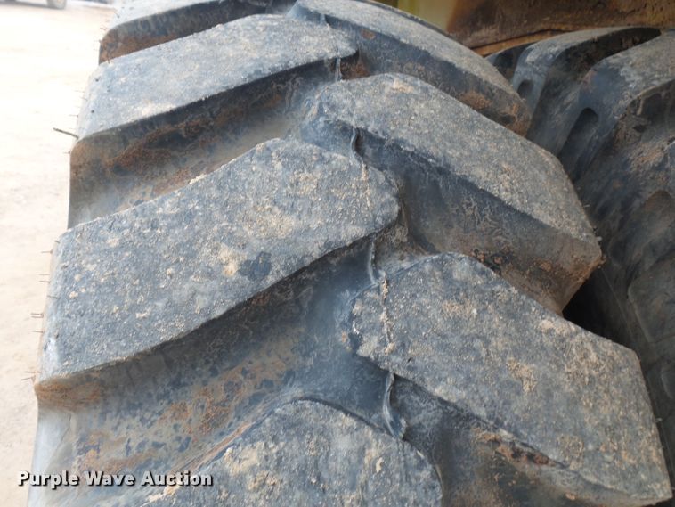 image for item DH7826 Euclid 207FD water wagon