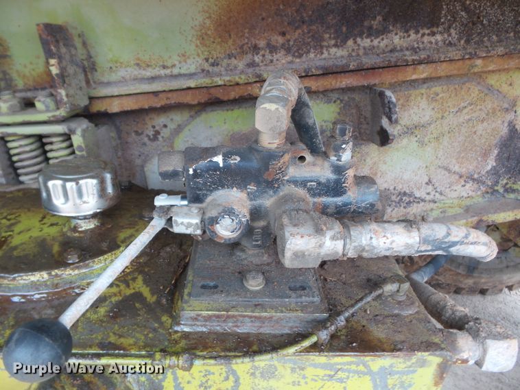 image for item DH7826 Euclid 207FD water wagon