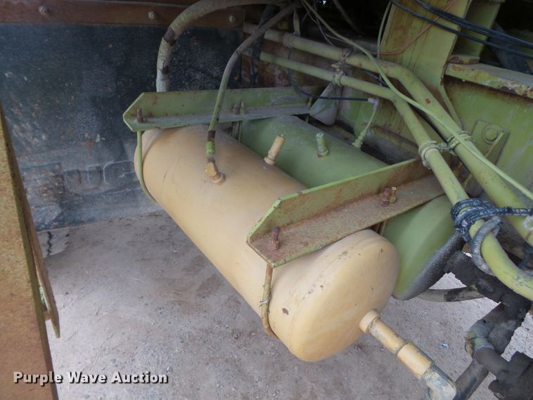 image for item DH7826 Euclid 207FD water wagon